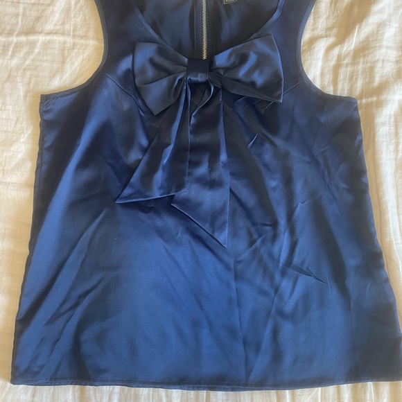 Navy Sleeveless Top with Bow - Picture 1 of 3